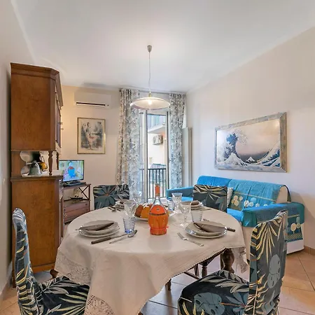 Apartment Domus 21 Near - Happy Alassio