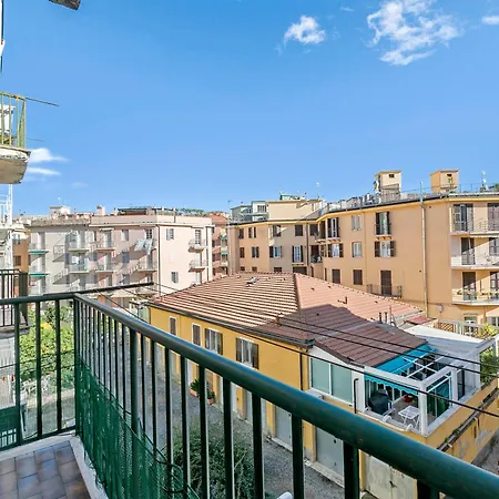 Domus 21 Near - Happy Alassio